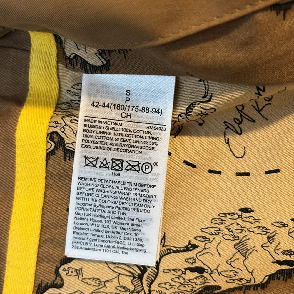 Banana Republic Trench Coat - Picture 6 of 11